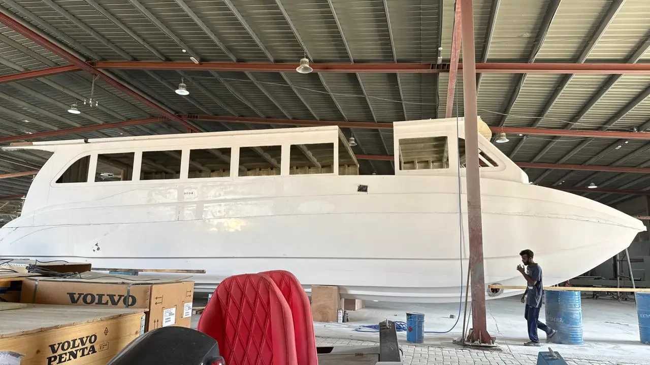 52 ft Monohull